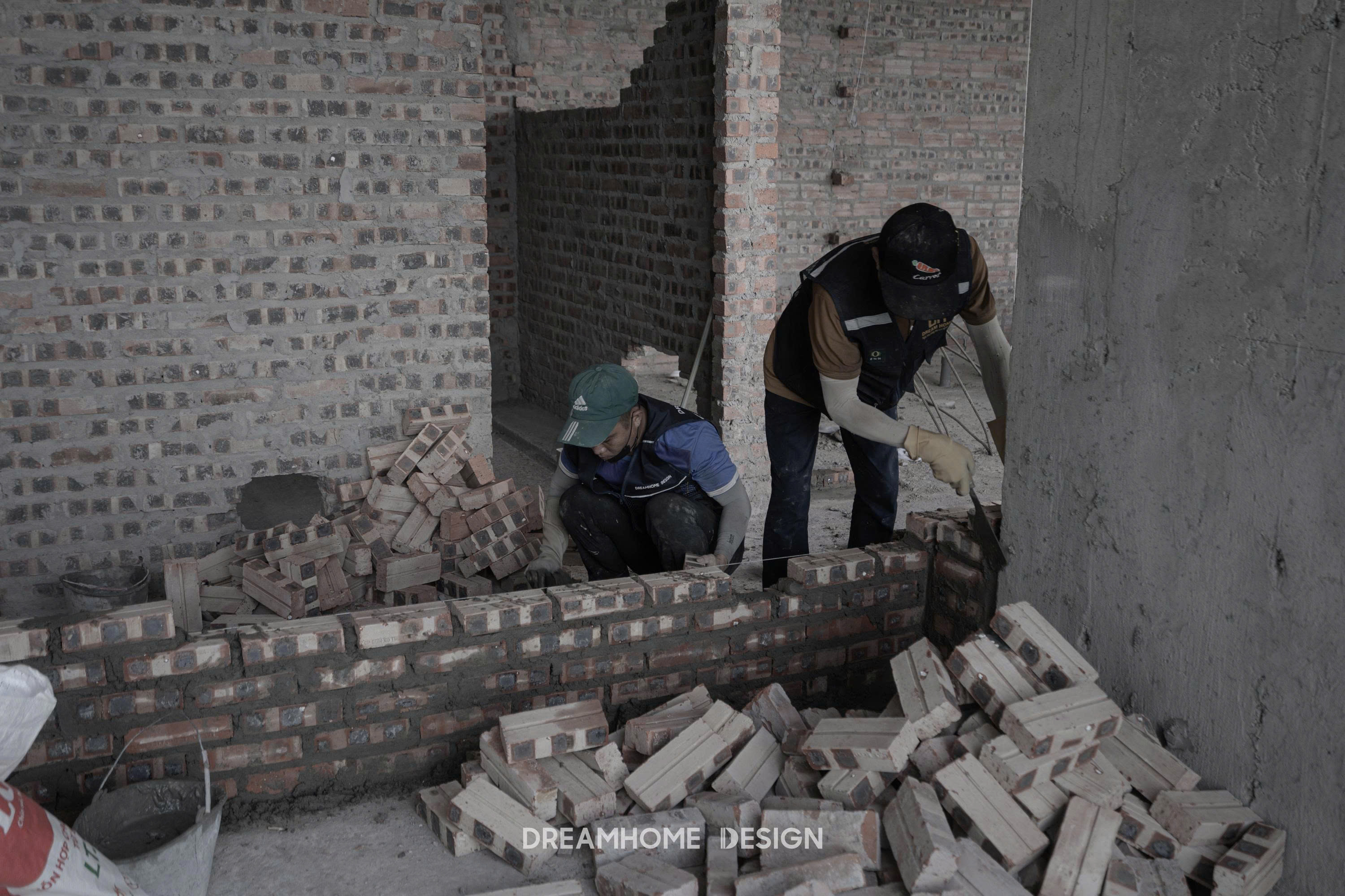 penthouse sunshine golden river